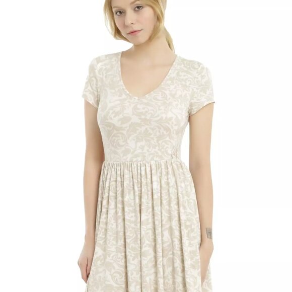 Hot Topic/Disney Once Upon A Time Emma & Hook Relationship Dress - Picture 2 of 10